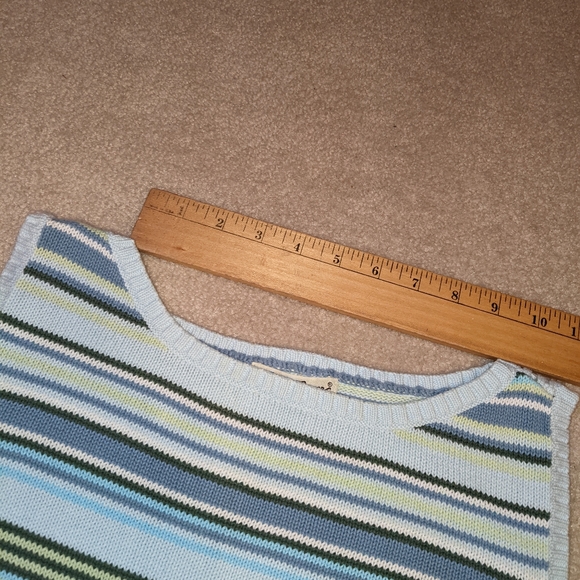 Eddie Bauer blue striped sleeveless top - Picture 10 of 11
